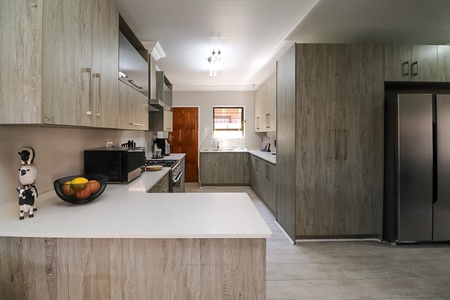 2 Bedroom Property for Sale in Flamwood North West